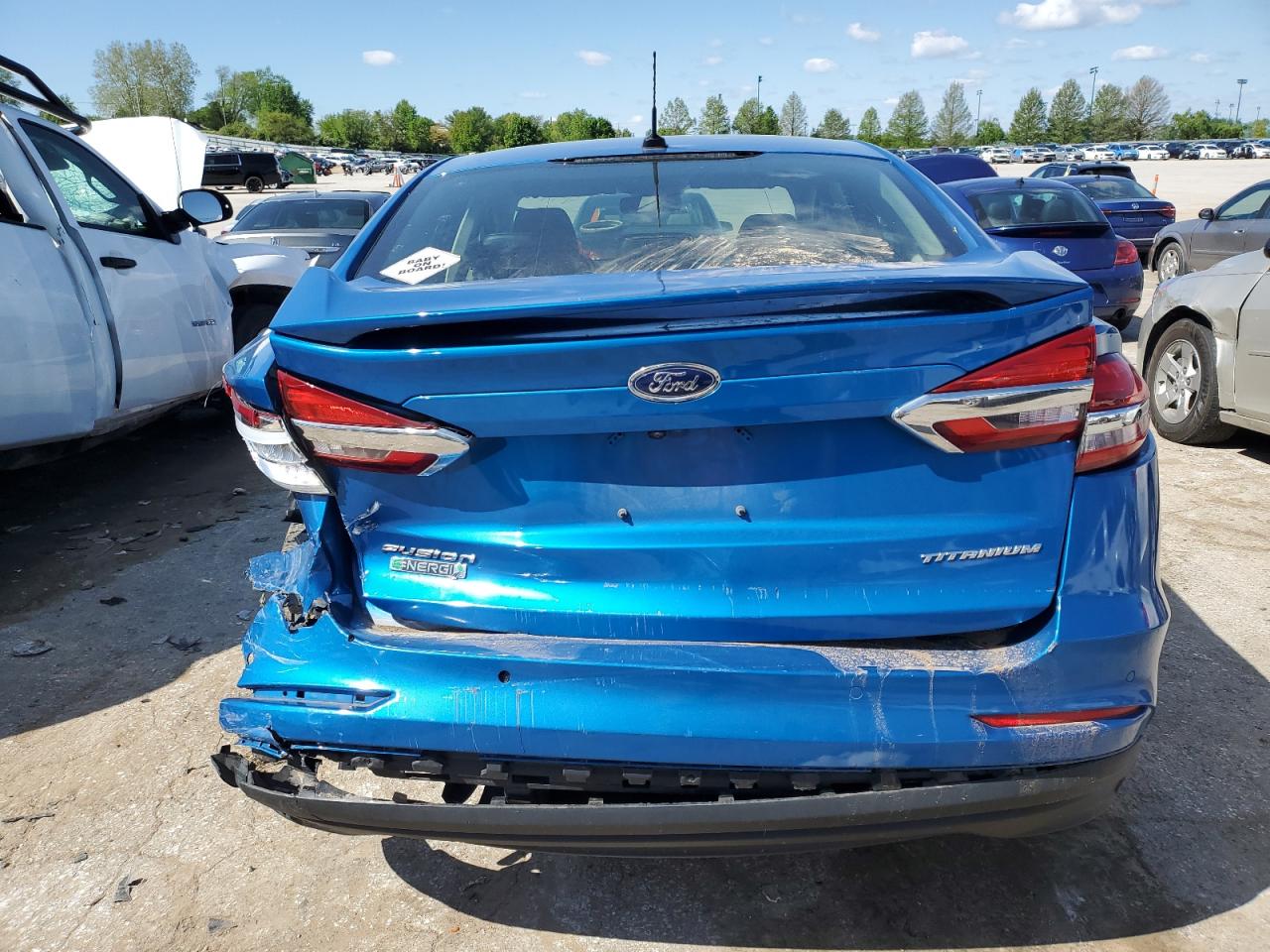 3FA6P0SU9KR145097 2019 Ford Fusion Titanium