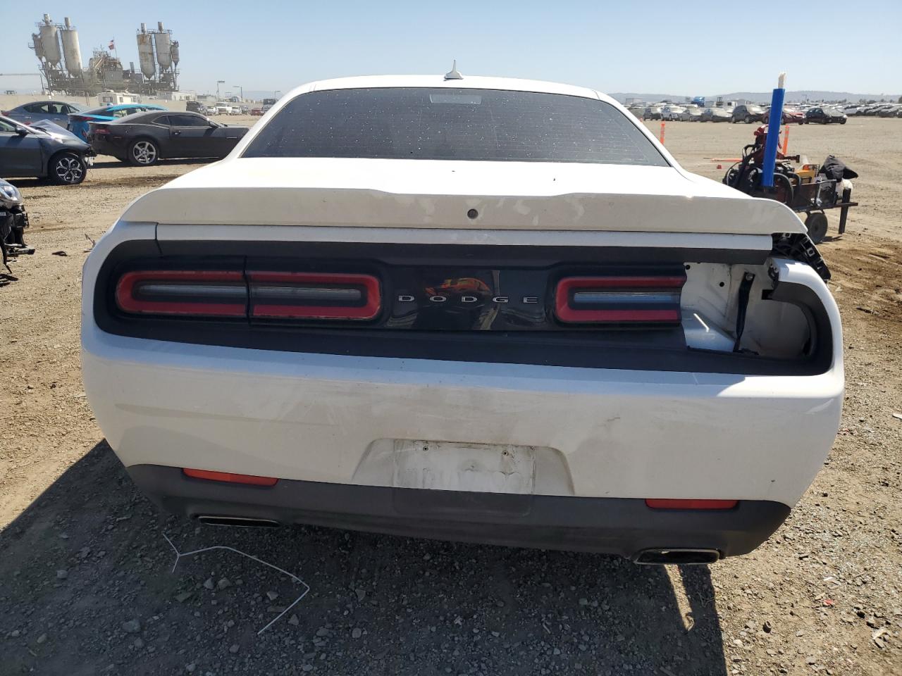 2C3CDZAG5KH752135 2019 Dodge Challenger Sxt