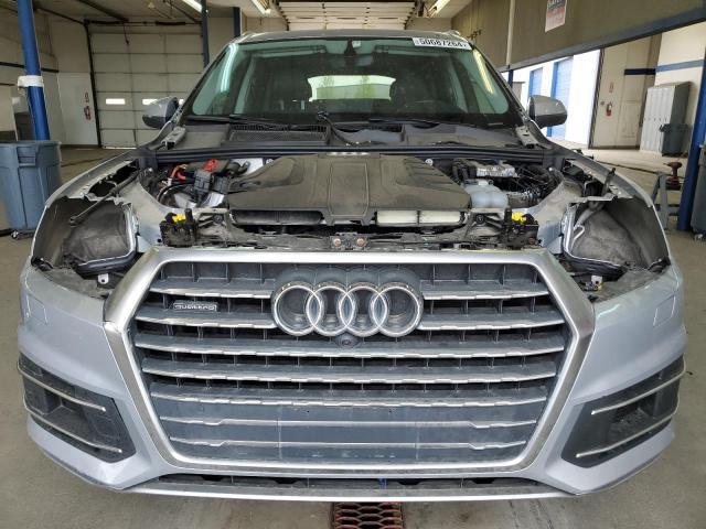 VIN WA1LHAF75JD035864 2018 Audi Q7, Premium Plus no.5