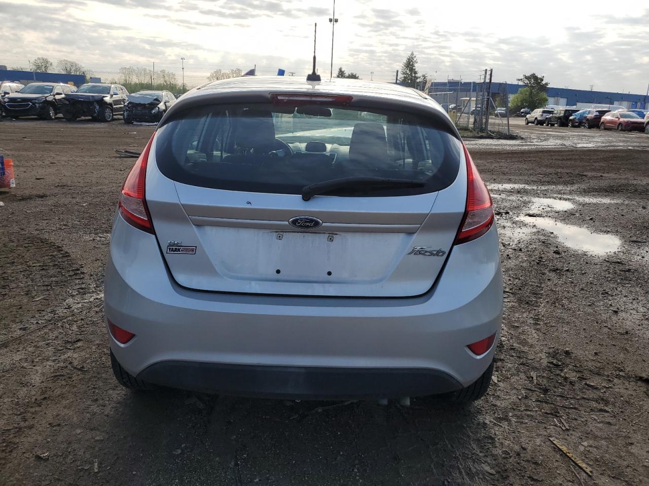 3FADP4EJ4BM148275 2011 Ford Fiesta Se