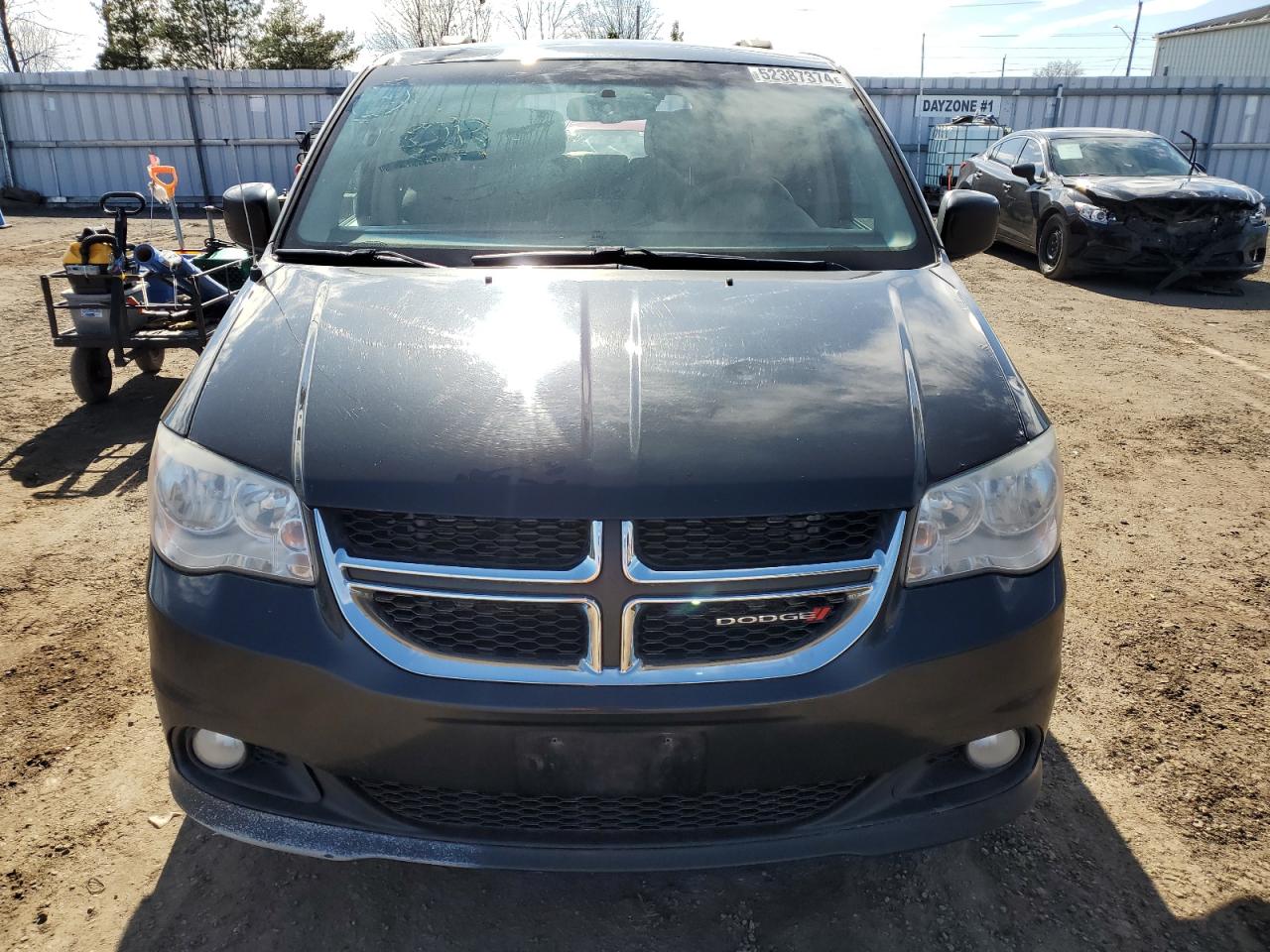 2C4RDGDG6ER385217 2014 Dodge Grand Caravan Crew