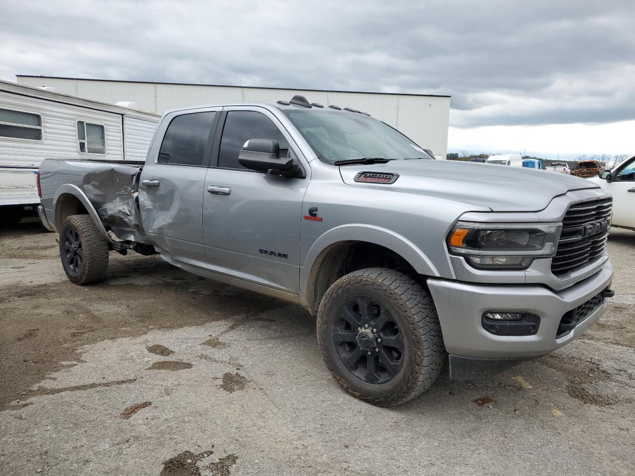 3C63R3JL8NG268804 2022 Ram 3500 Laramie