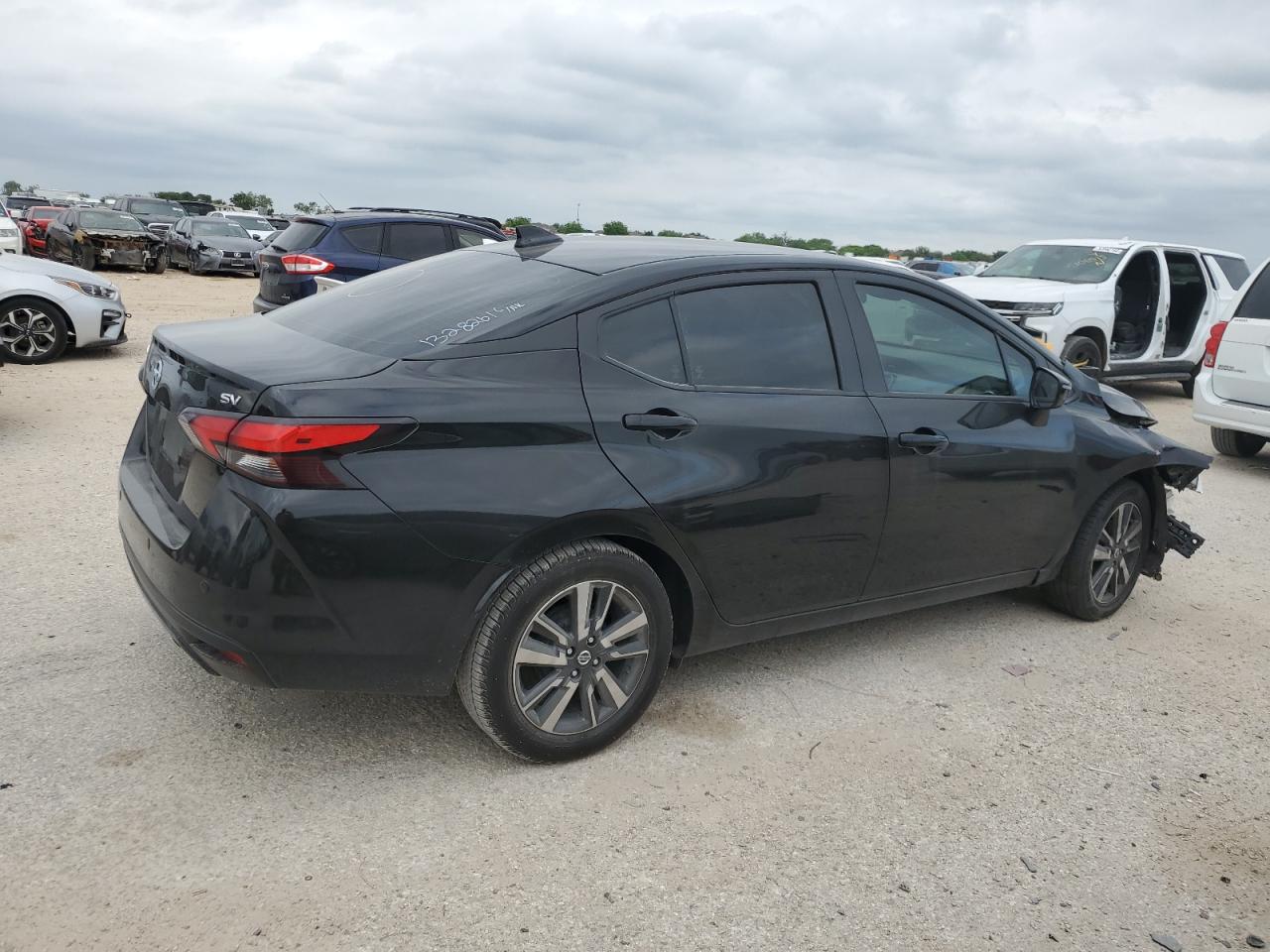 3N1CN8EV7ML871801 NISSAN VERSA 2021