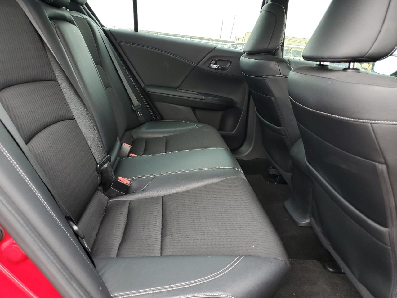 1HGCR2F5XHA210887 HONDA ACCORD 2017