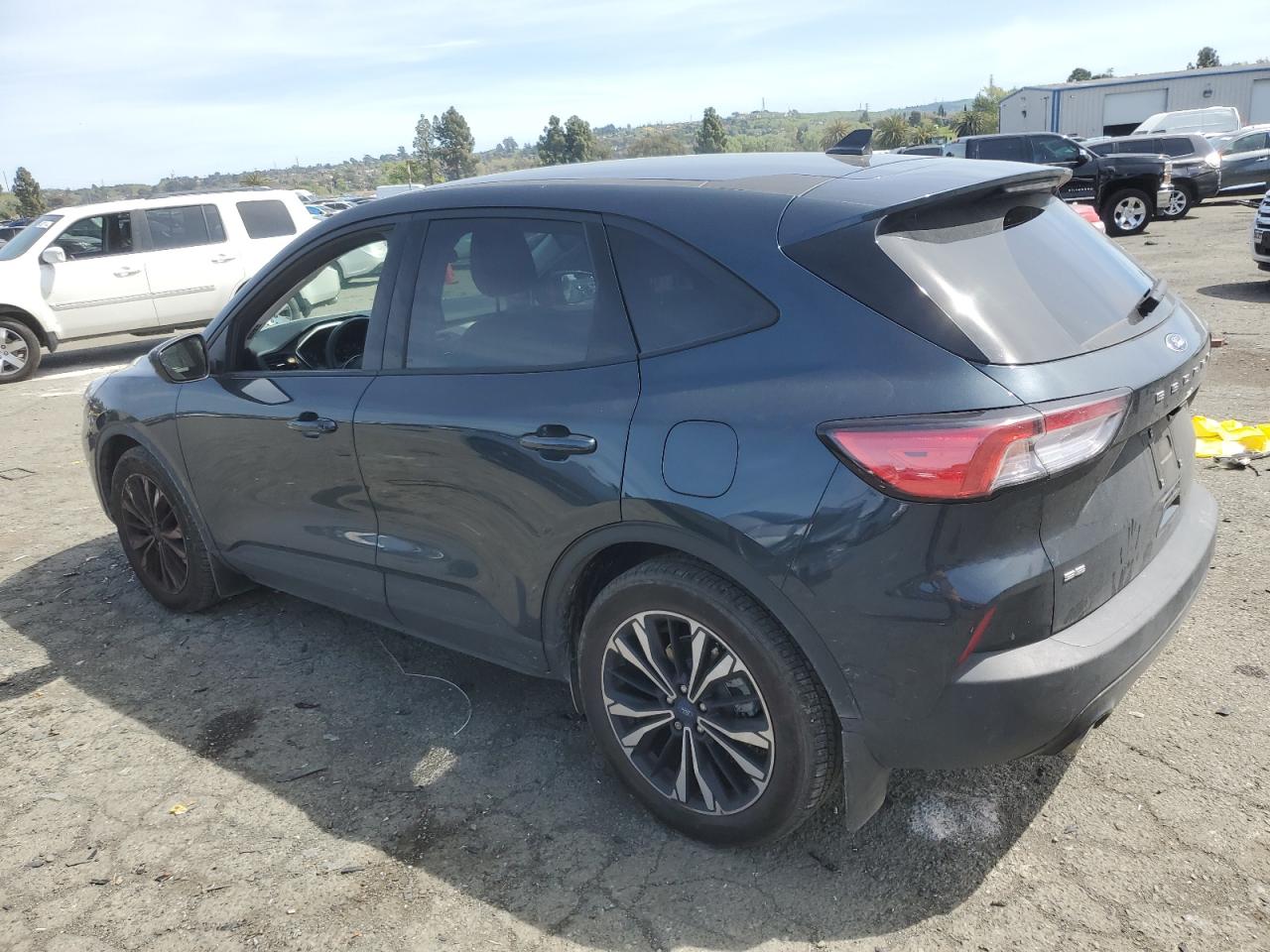1FMCU0G66NUB90068 FORD ESCAPE 2022