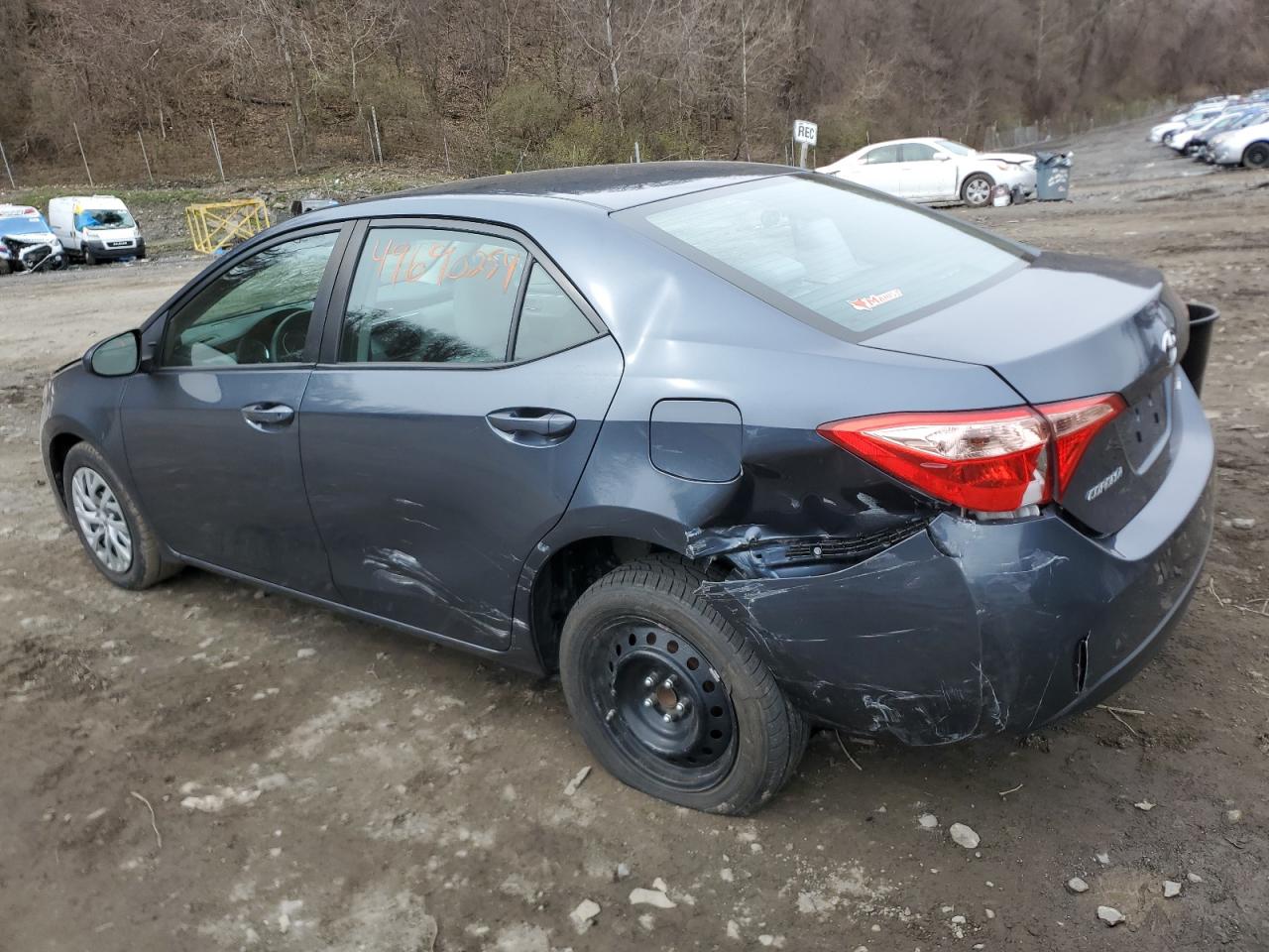 2T1BURHE2JC105826 TOYOTA COROLLA 2018
