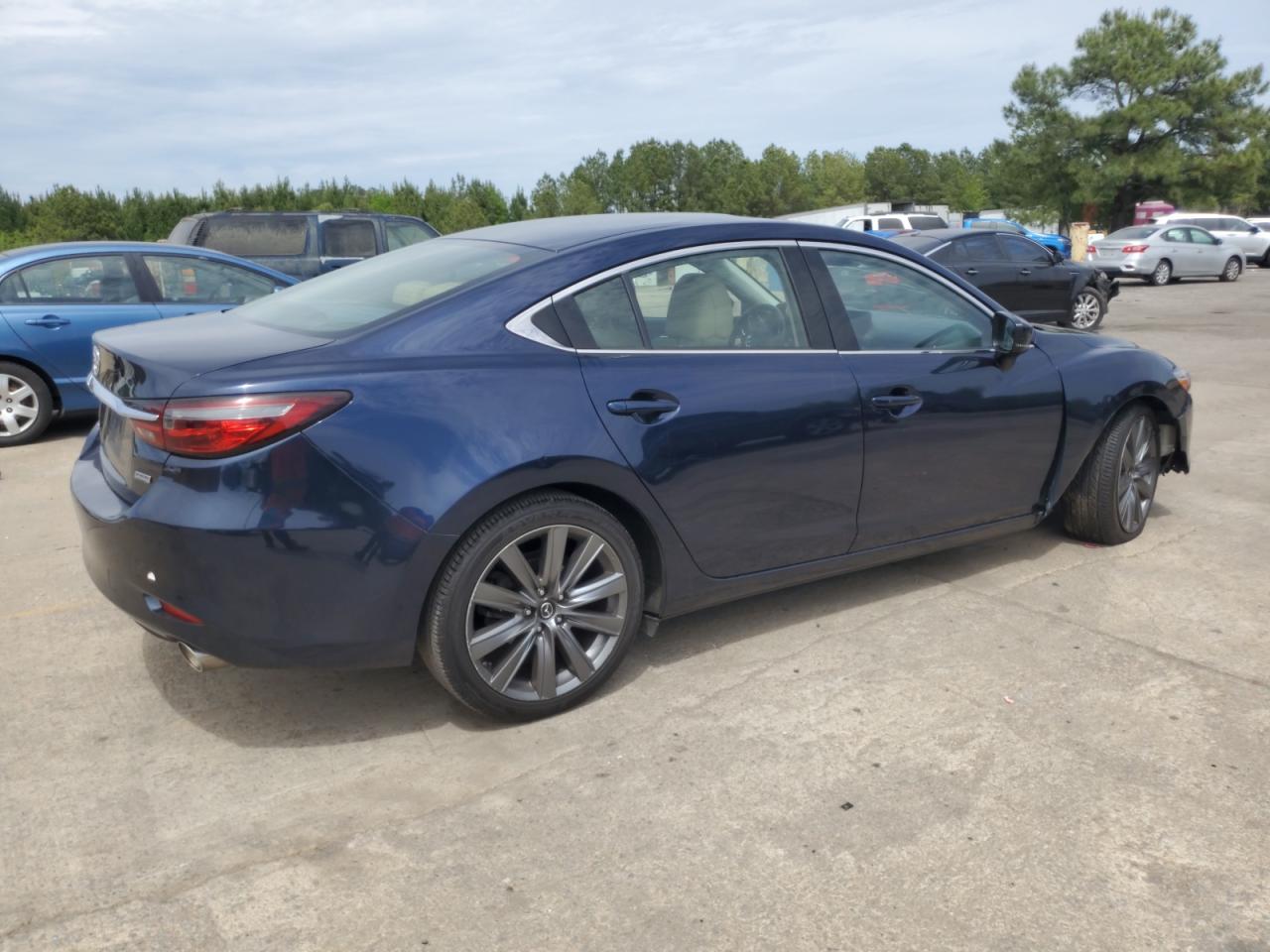 JM1GL1VM2J1302246 2018 Mazda 6 Touring