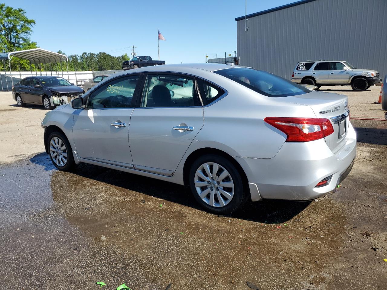 2016 Nissan Sentra S vin: 3N1AB7AP8GL679017