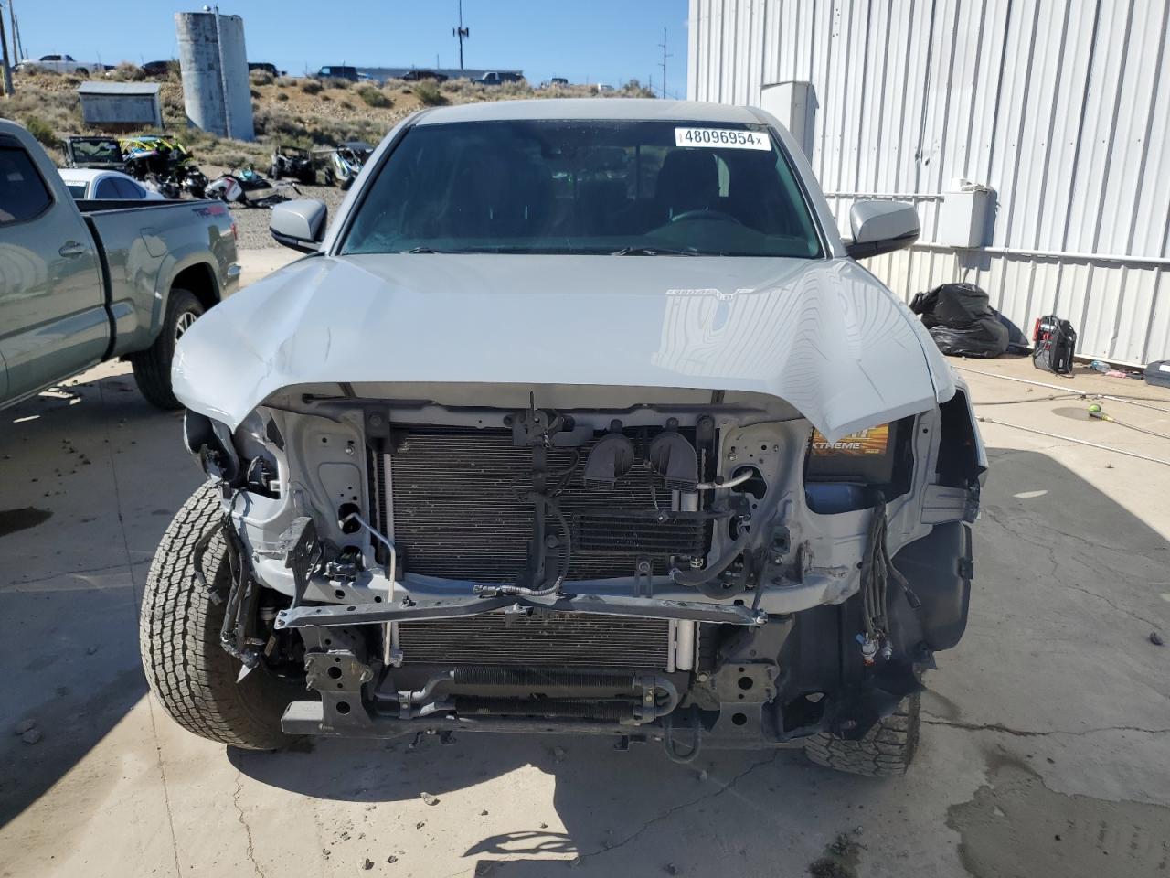 3TMCZ5AN6JM166032 2018 Toyota Tacoma Double Cab