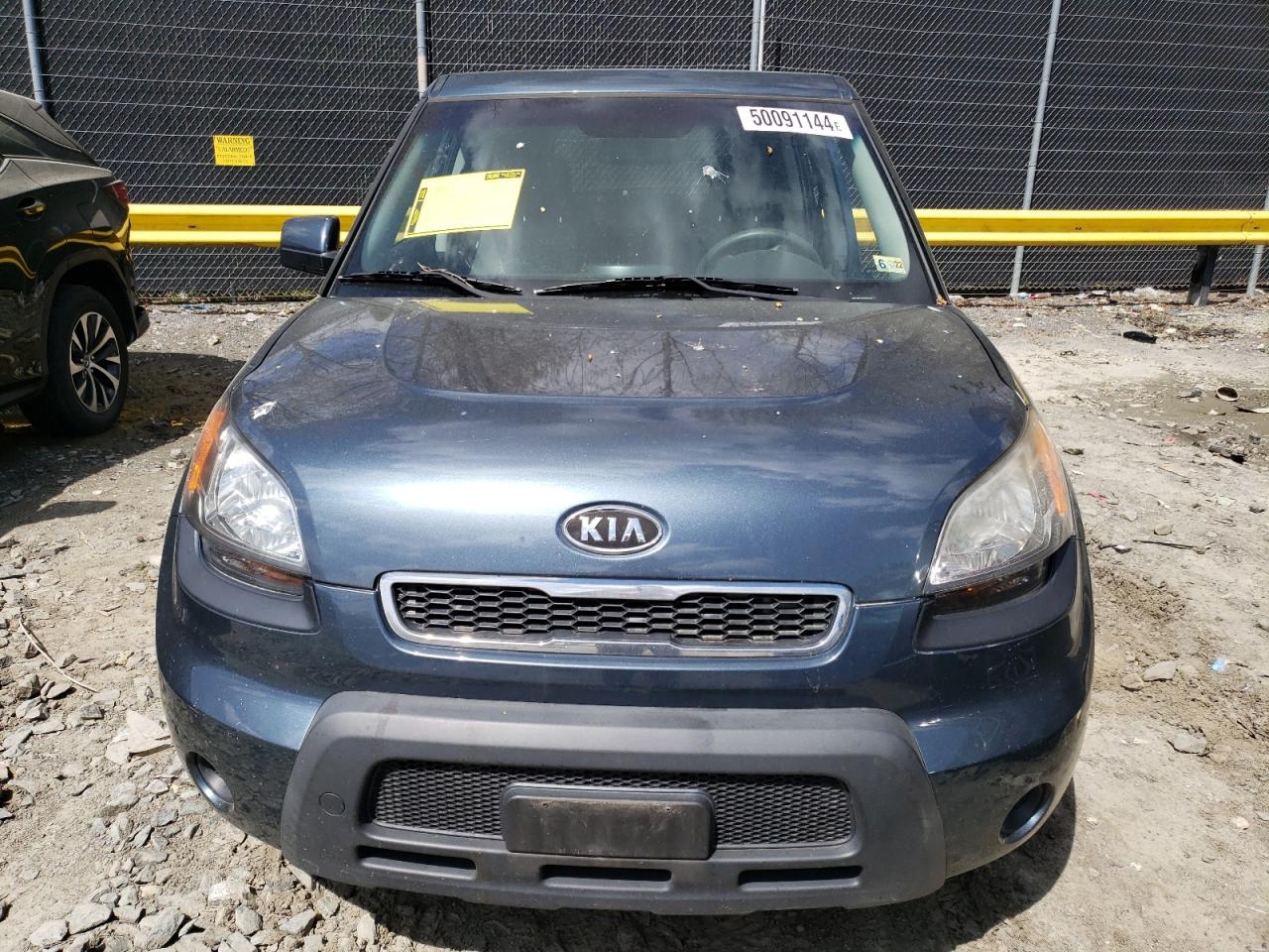 KNDJT2A21B7315407 2011 Kia Soul +