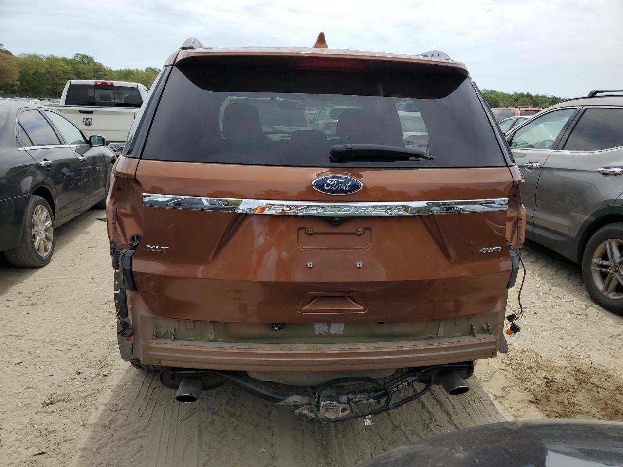 1FM5K8D80HGC77633 FORD EXPLORER 2017