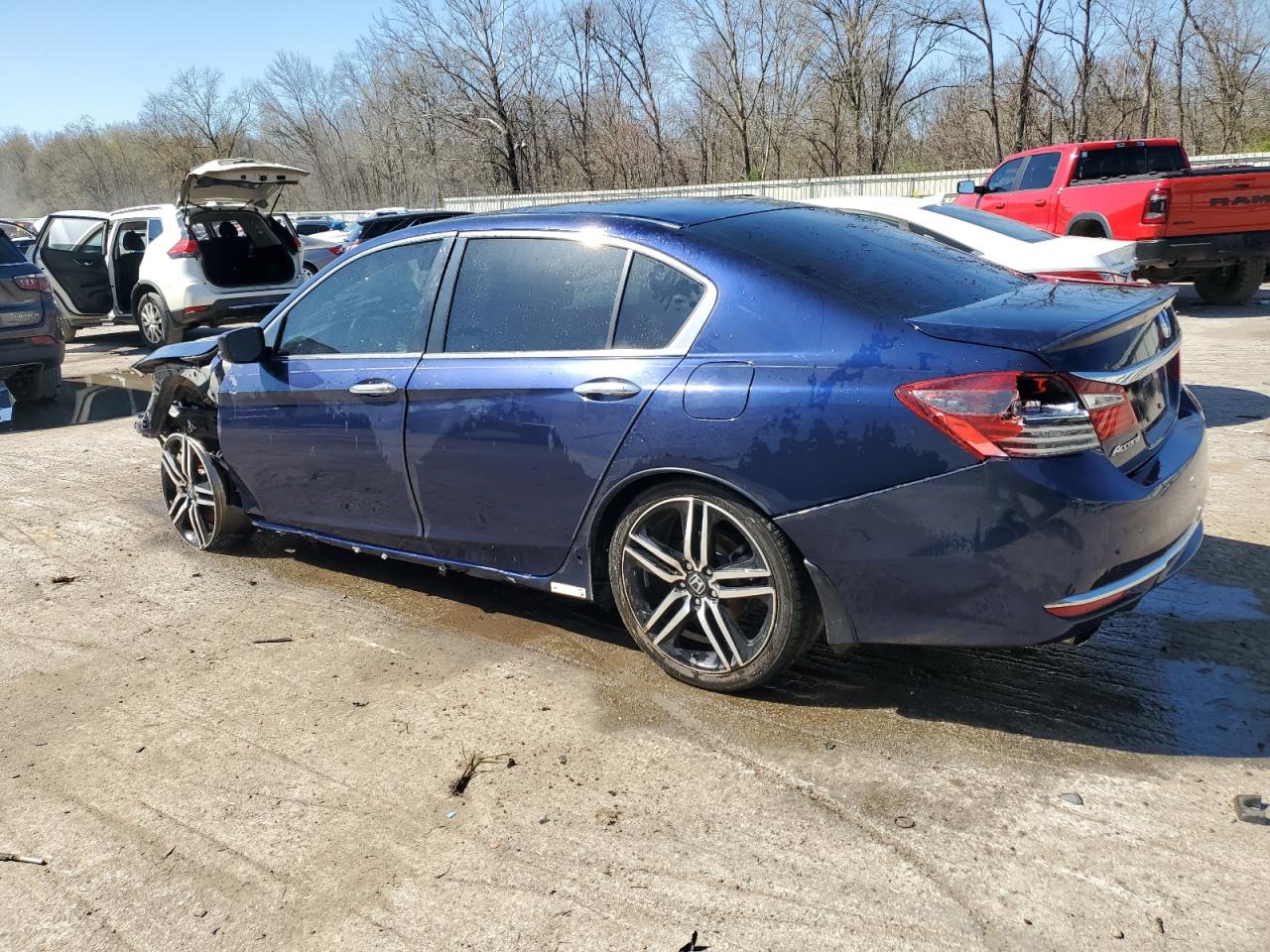 1HGCR2F57GA059747 HONDA ACCORD 2016