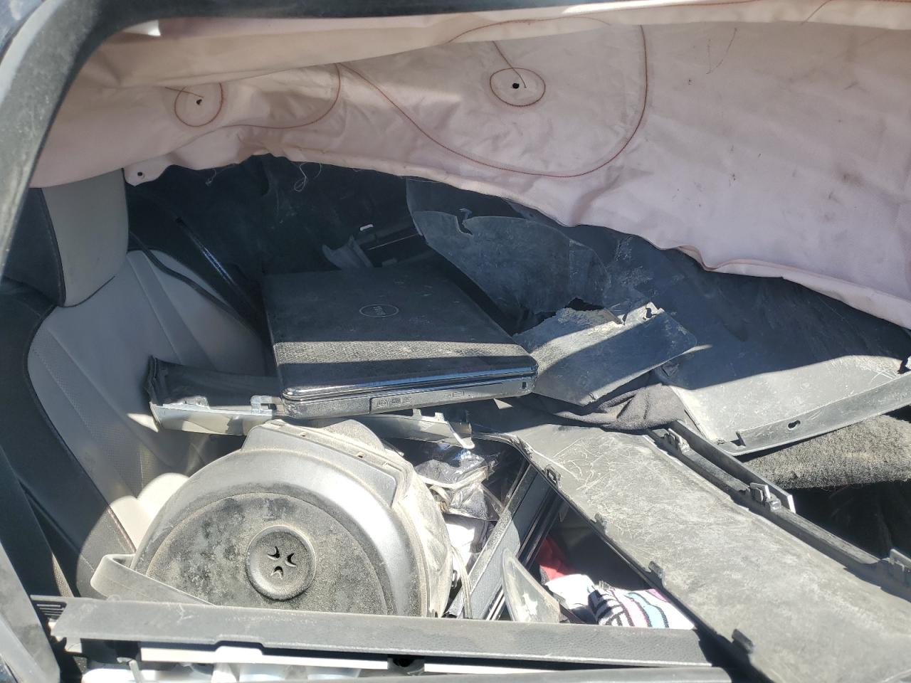 2GKFLPE32G6250102 2016 GMC Terrain Slt