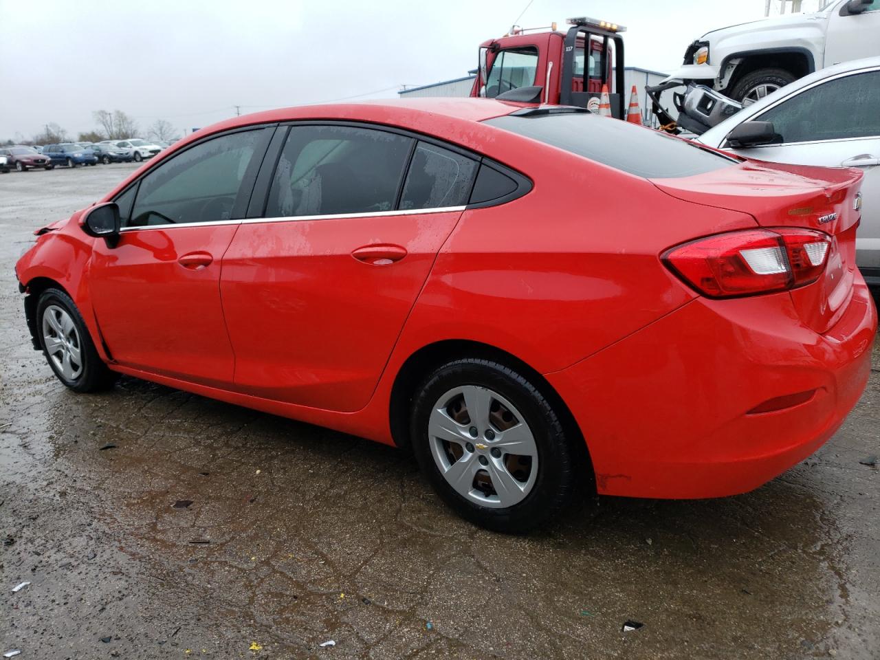 1G1BC5SM1J7132165 2018 Chevrolet Cruze Ls