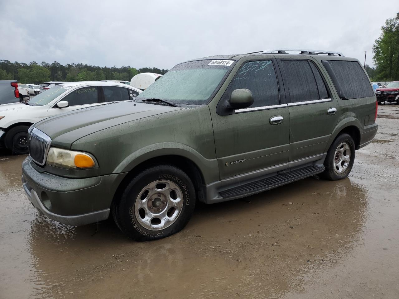 5LMEU27RX1LJ26109 2001 Lincoln Navigator