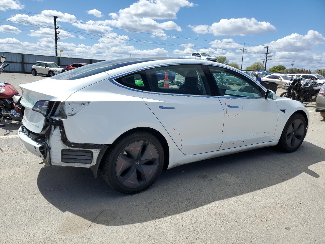 5YJ3E1EB5JF066755 2018 Tesla Model 3