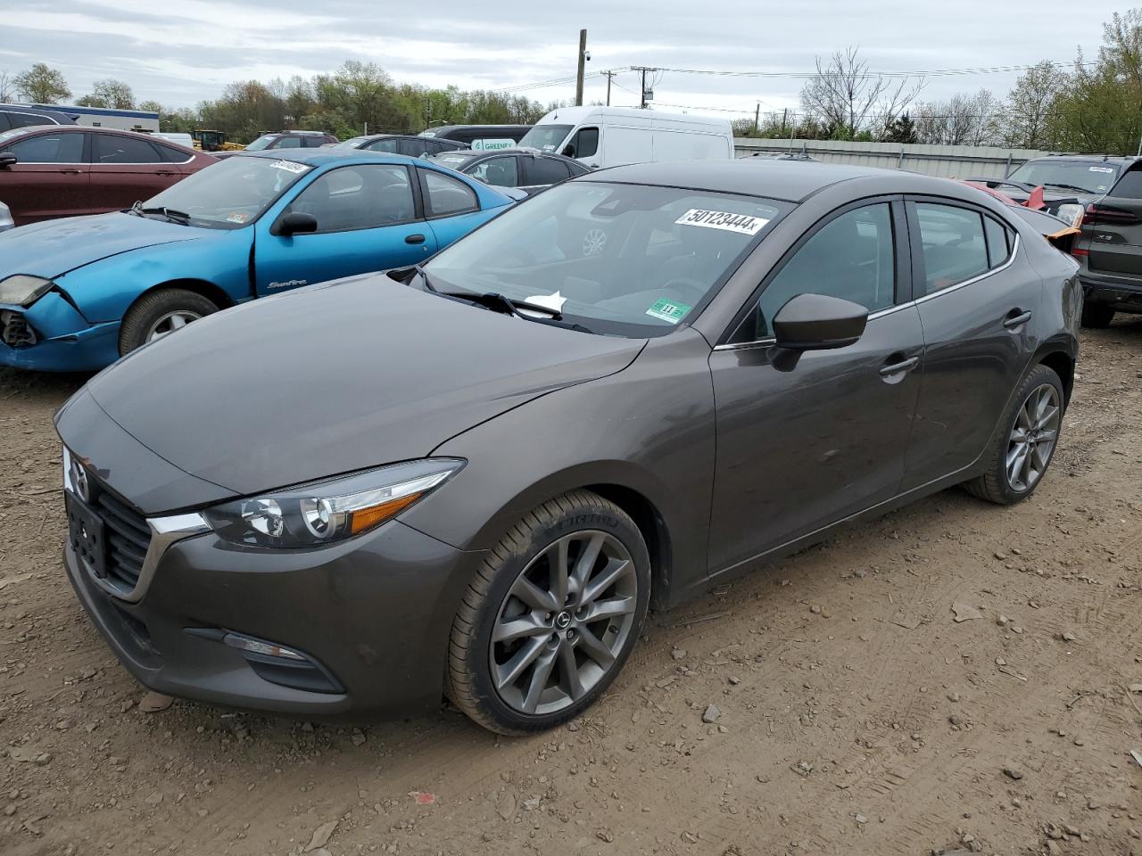 3MZBN1V32JM174537 2018 Mazda 3 Touring