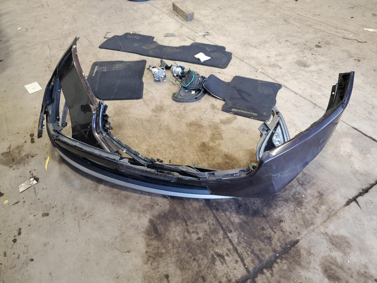 5XYPHDA50JG362611 2018 Kia Sorento Ex