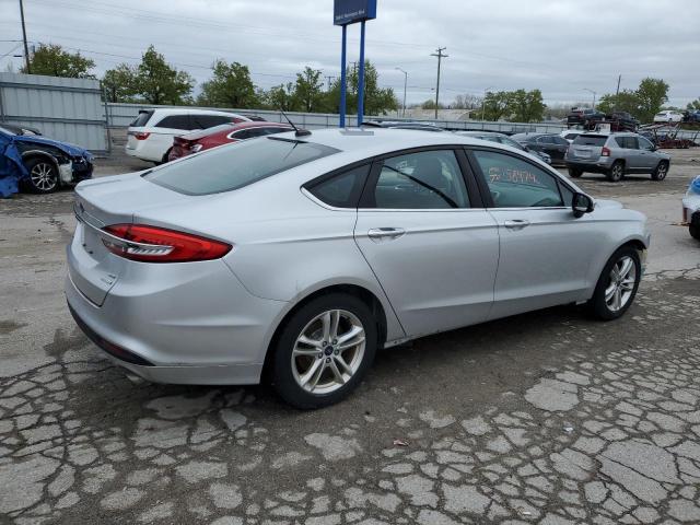 VIN 3FA6P0HD8JR266774 2018 Ford Fusion, SE no.3