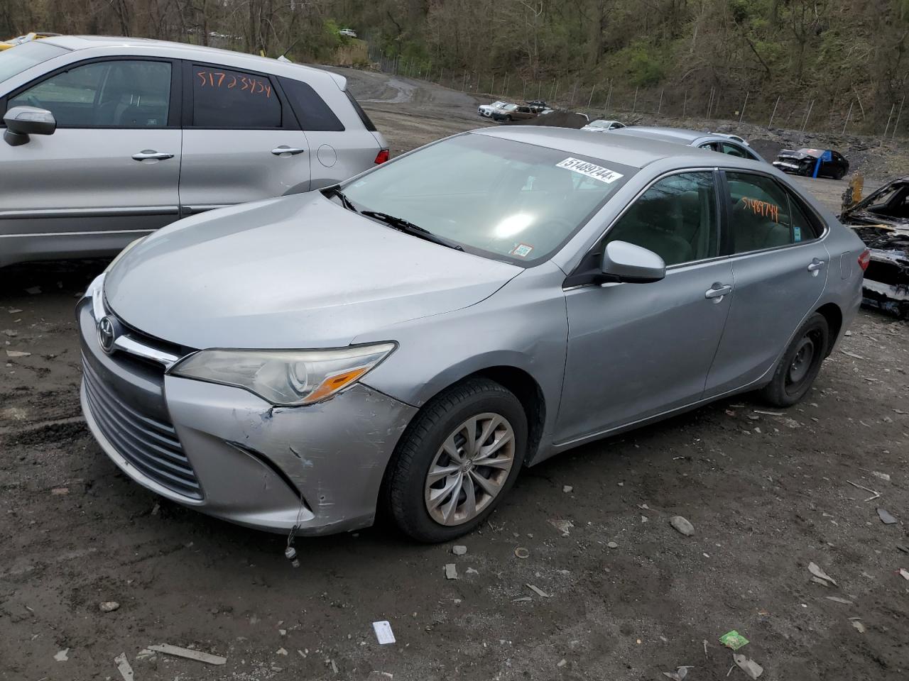 4T4BF1FK8FR476425 2015 Toyota Camry Le