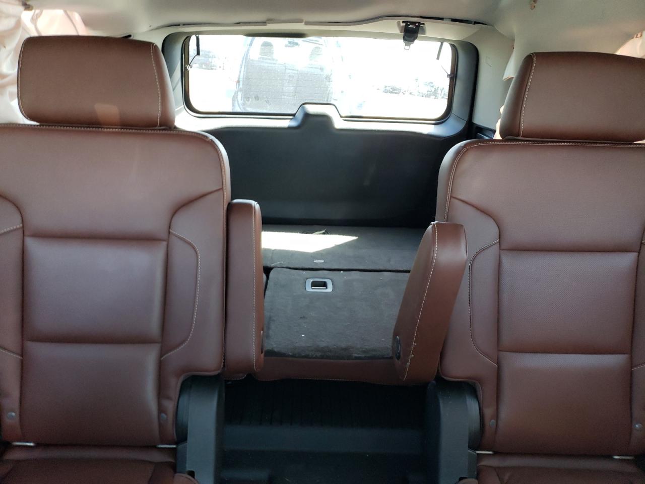 1GNSKCKJ0KR184047 CHEVROLET TAHOE 2019