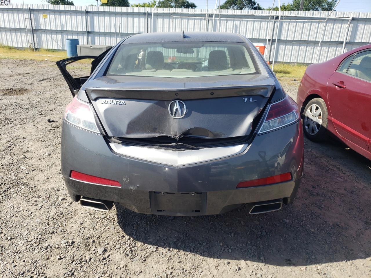 19UUA8F51AA024739 2010 Acura Tl