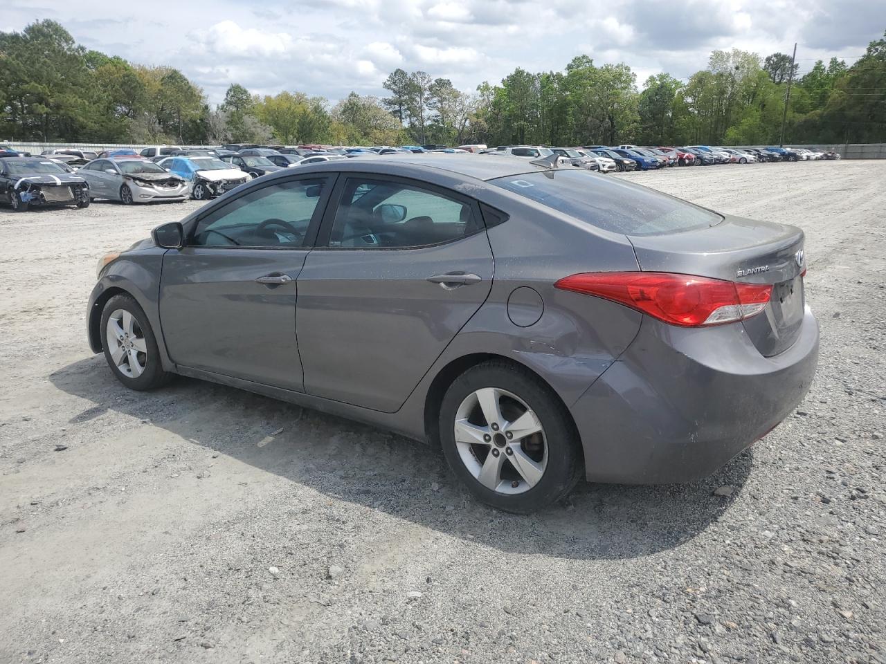 5NPDH4AE0DH264629 2013 Hyundai Elantra Gls