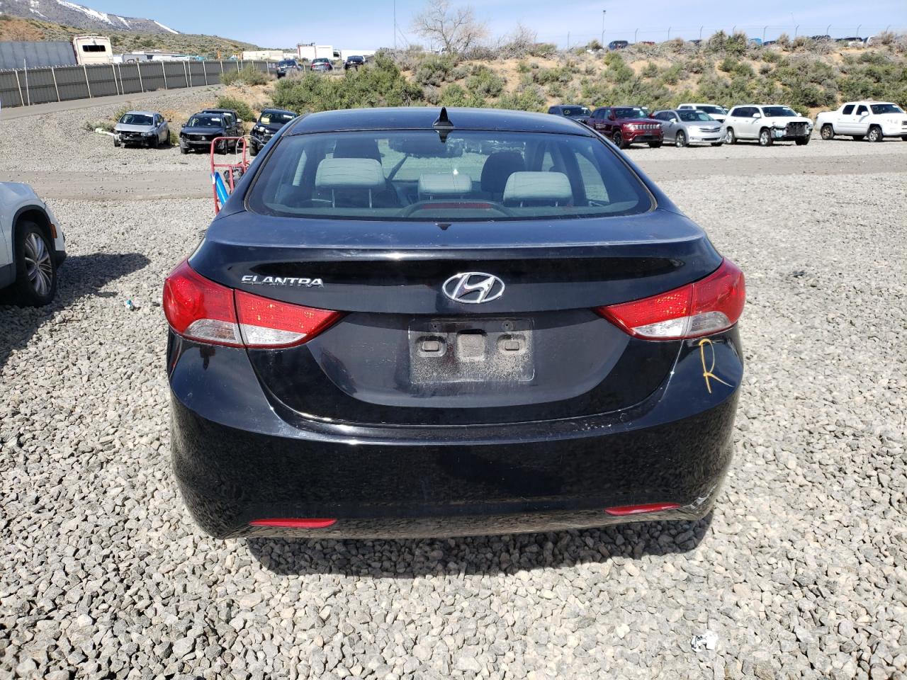 KMHDH4AE3DU888524 2013 Hyundai Elantra Gls