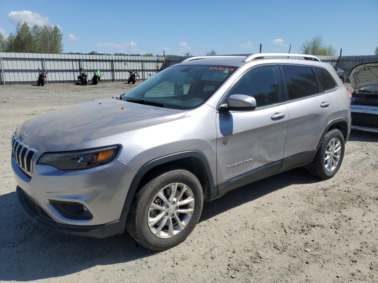 2019 Jeep Cherokee Latitude vin: 1C4PJMCX3KD188181