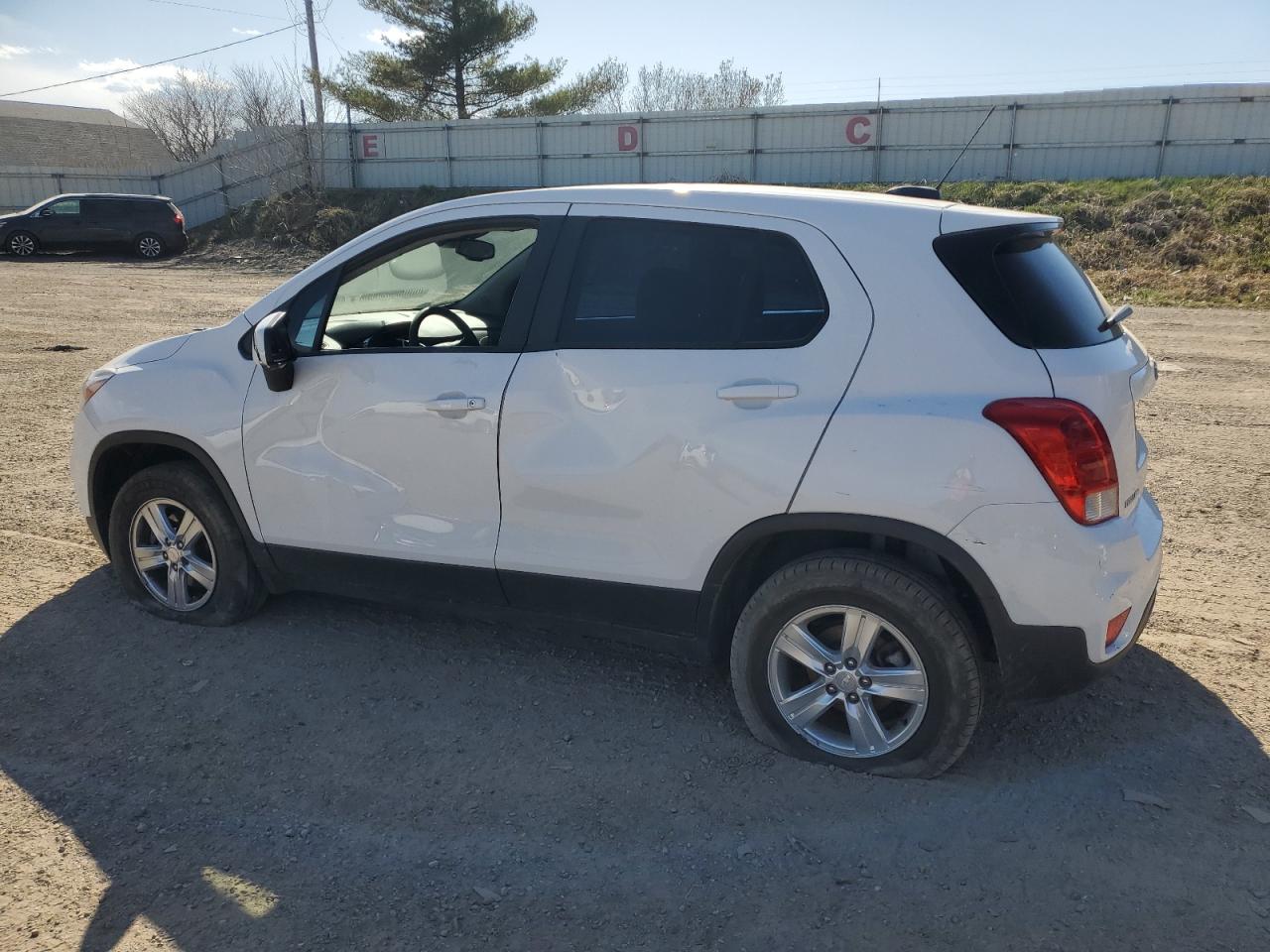 3GNCJNSB2JL320034 CHEVROLET TRAX 2018