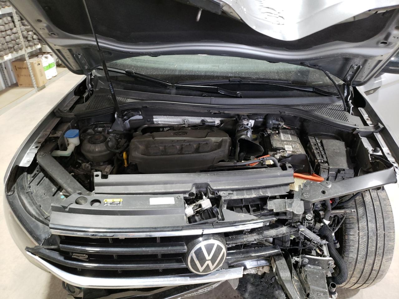 3VVCB7AX1PM058641 2023 Volkswagen Tiguan Se R-Line Black