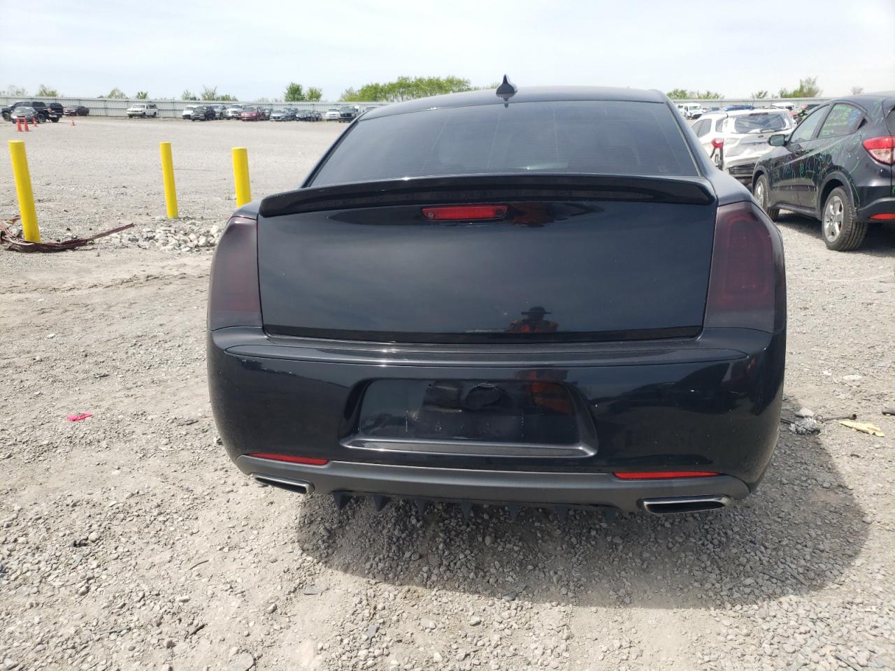 2C3CCAGG7GH148184 2016 Chrysler 300 S