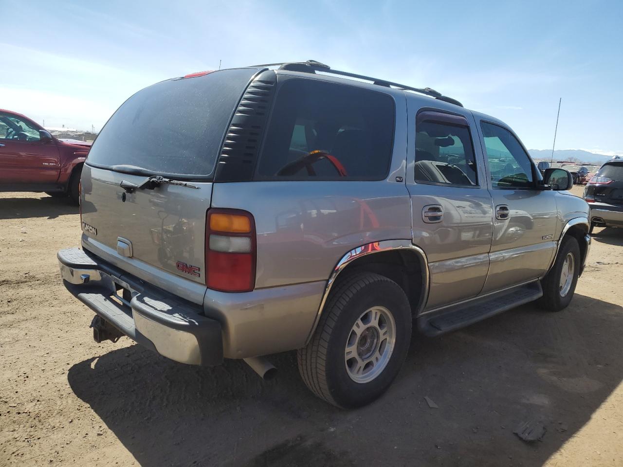 1GKEC13TX1J125984 2001 GMC Yukon