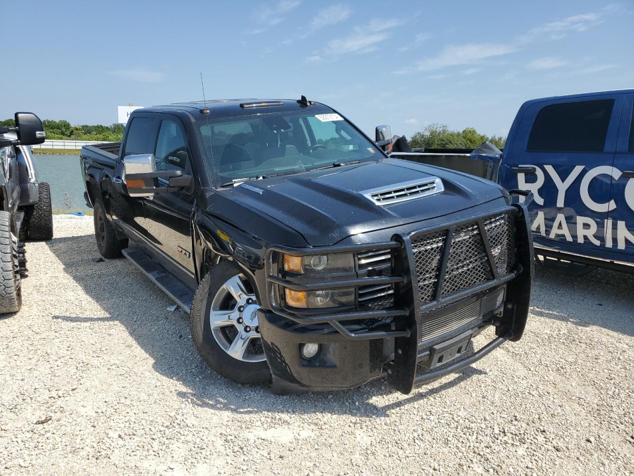 1GC1KWEY8HF174035 CHEVROLET ALL Models 2017