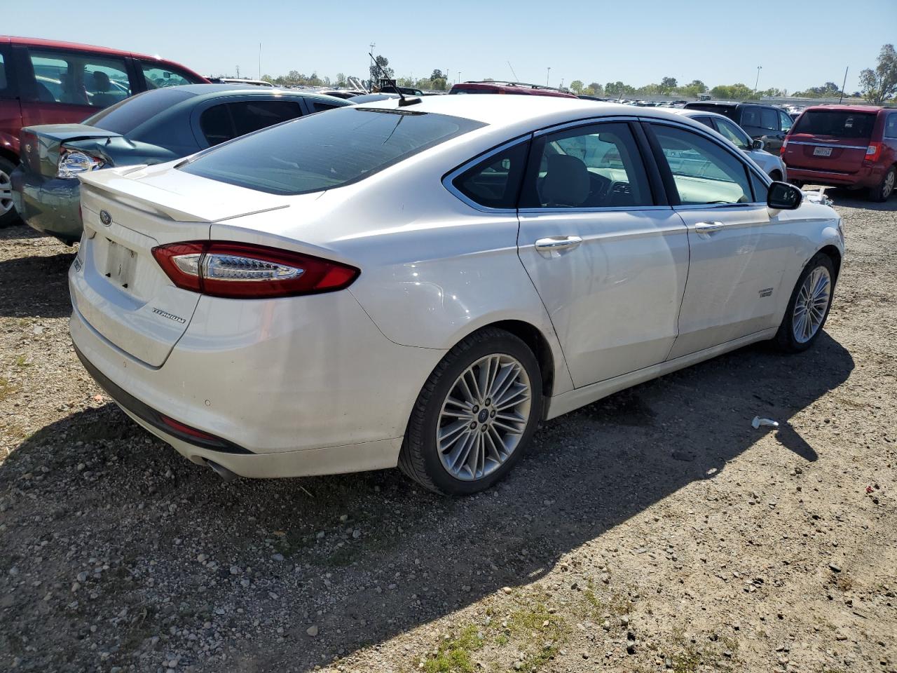 3FA6P0SU5GR229988 FORD FUSION 2016