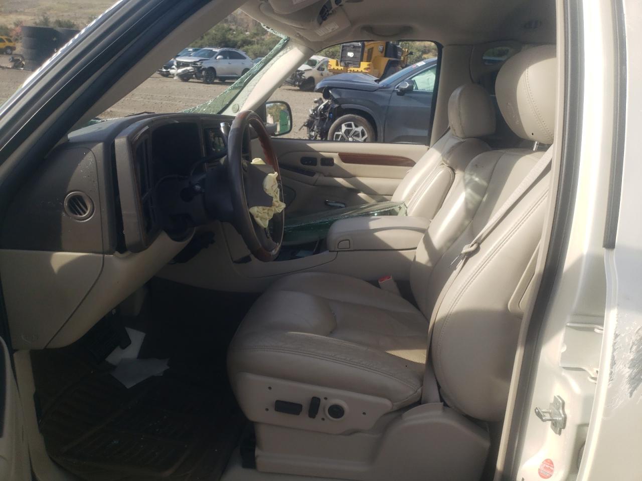 1GYEK63N64R254172 2004 Cadillac Escalade Luxury