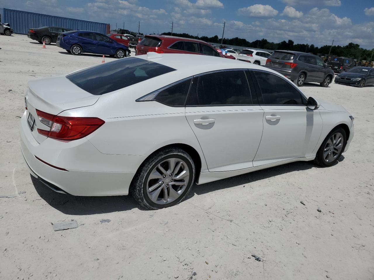 1HGCV1F10JA040662 HONDA ACCORD 2018