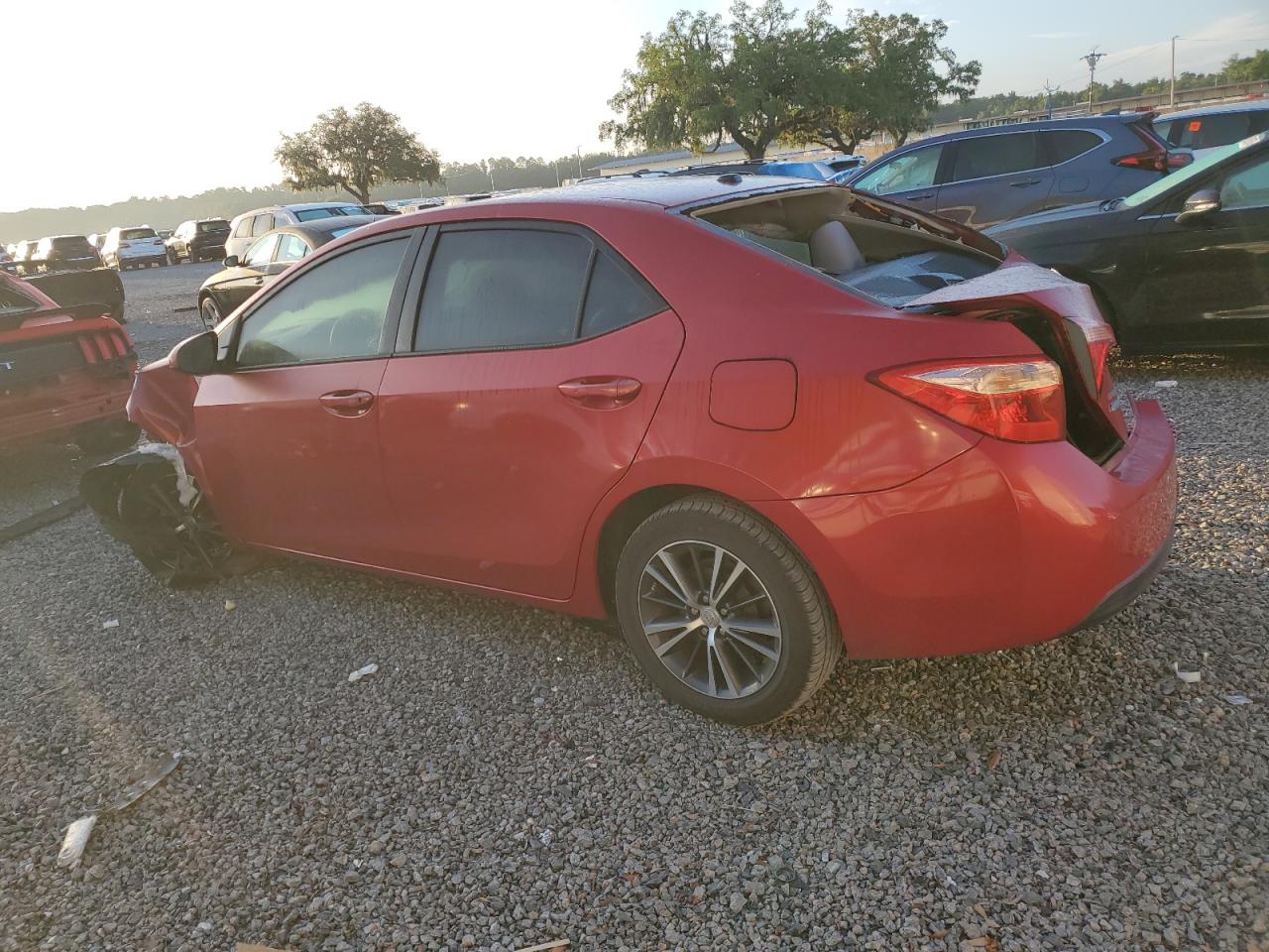 5YFBURHEXHP735216 2017 Toyota Corolla L