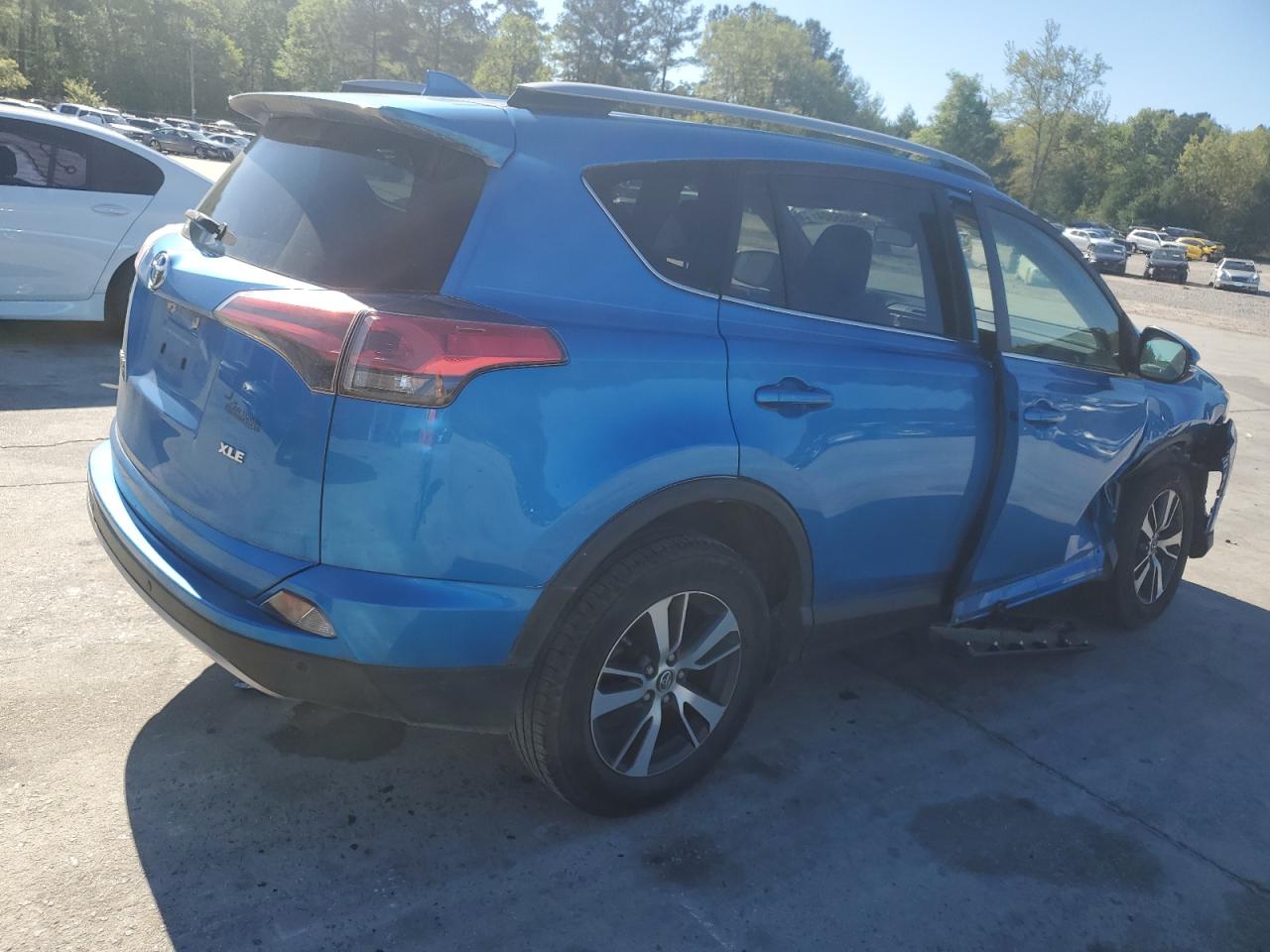 JTMWFREV8JJ193964 TOYOTA RAV4 2018