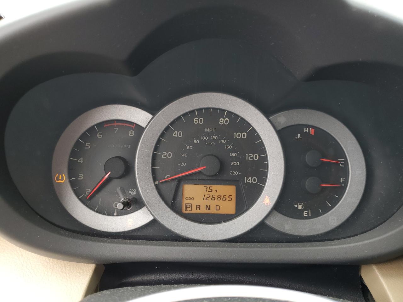 2T3ZF4DV1BW073010 2011 Toyota Rav4