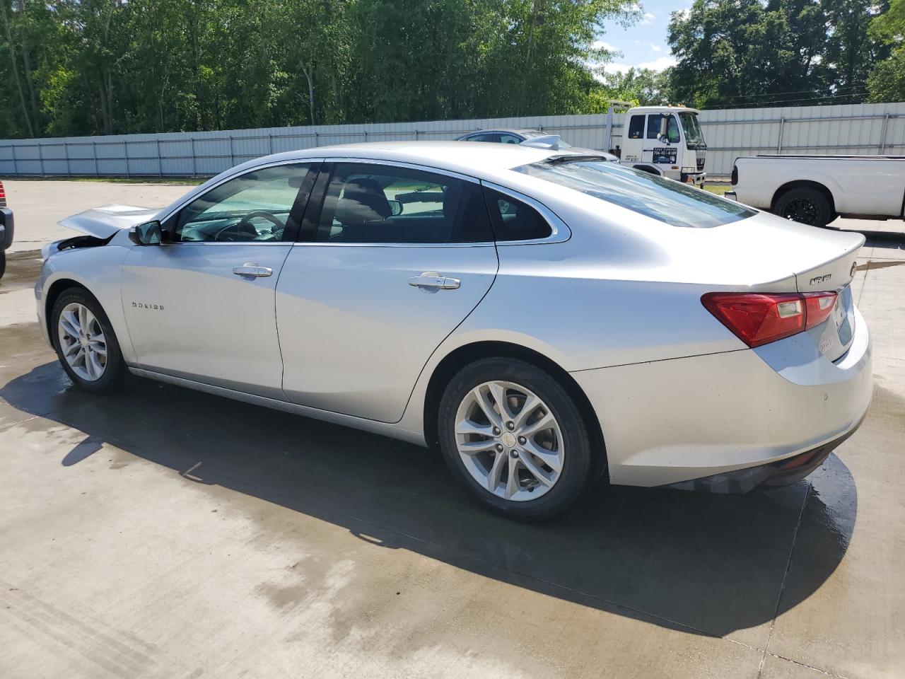 1G1ZD5ST0JF108481 2018 Chevrolet Malibu Lt