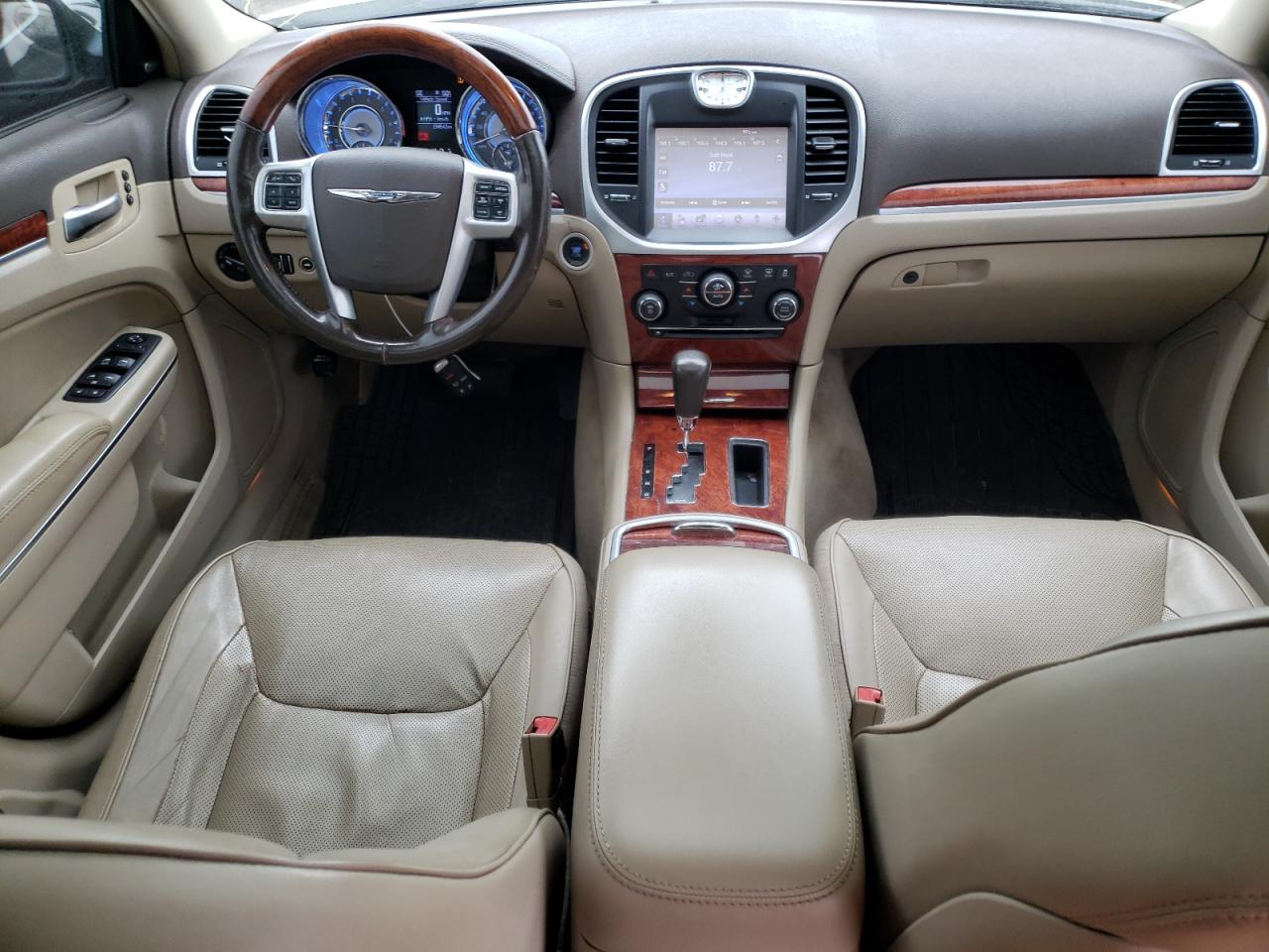 2C3CK6CT0BH530388 2011 Chrysler 300C