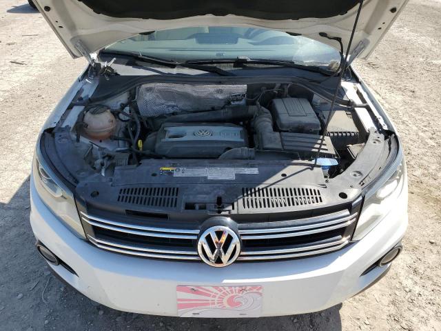 2016 Volkswagen Tiguan S VIN: WVGAV7AXXGW592228 Lot: 52589434