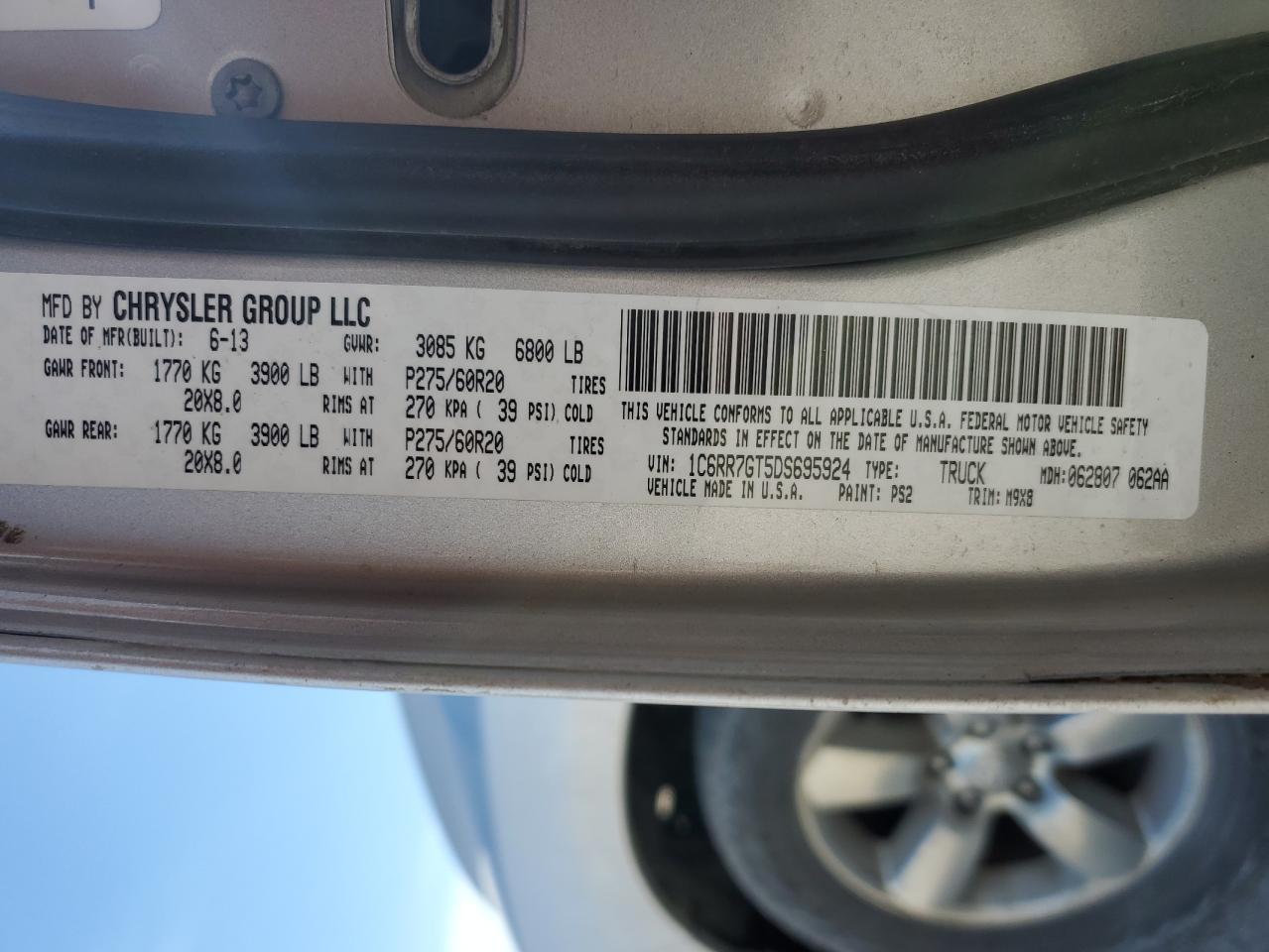 1C6RR7GT5DS695924 2013 Ram 1500 Slt