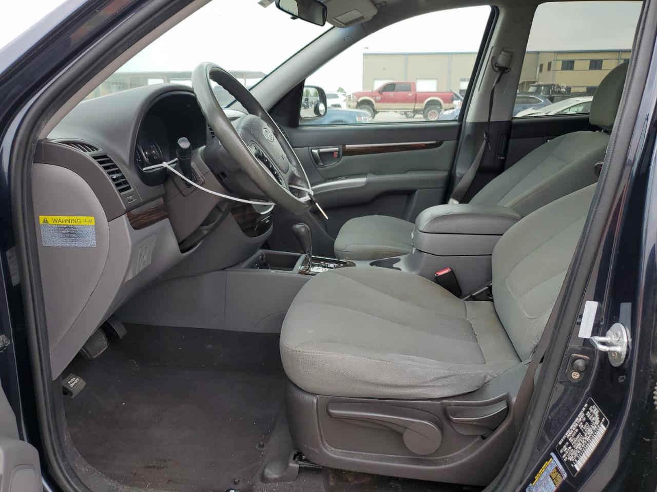 5XYZG3AB8BG024208 2011 Hyundai Santa Fe Gls