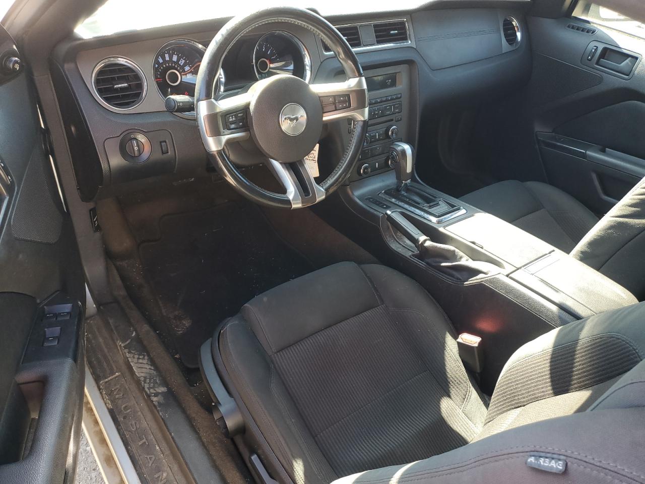 1ZVBP8EM2E5217765 2014 Ford Mustang