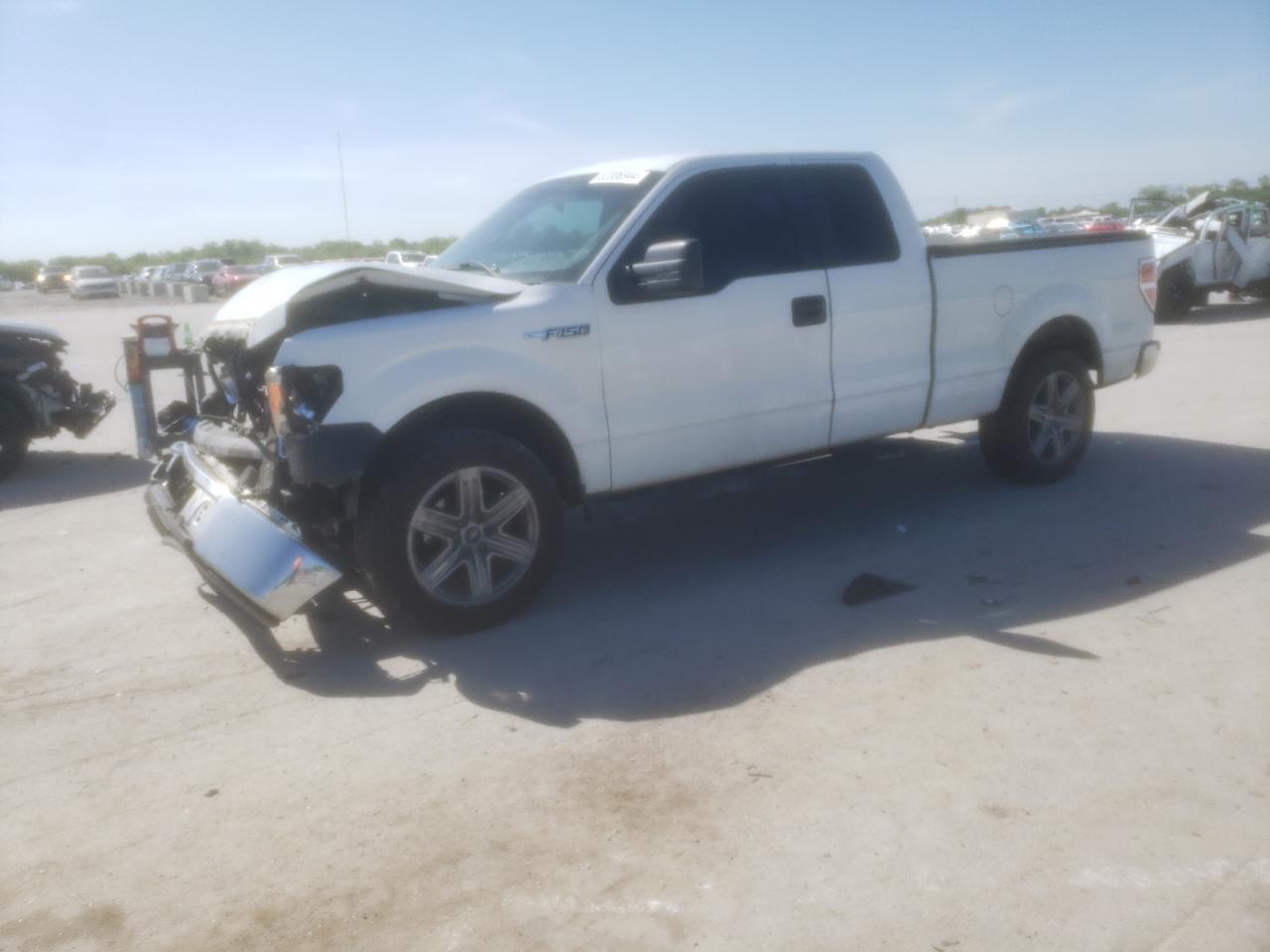 1FTFX1CF1EKG24140 2014 Ford F150 Super Cab