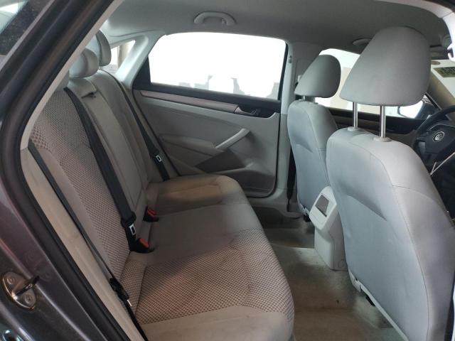 2015 VOLKSWAGEN PASSAT S - 1VWAT7A37FC002359