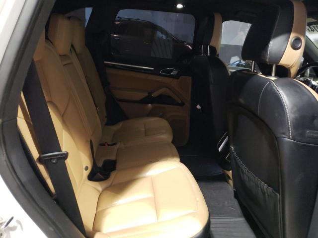 2016 PORSCHE CAYENNE SE - WP1AE2A26GLA63435