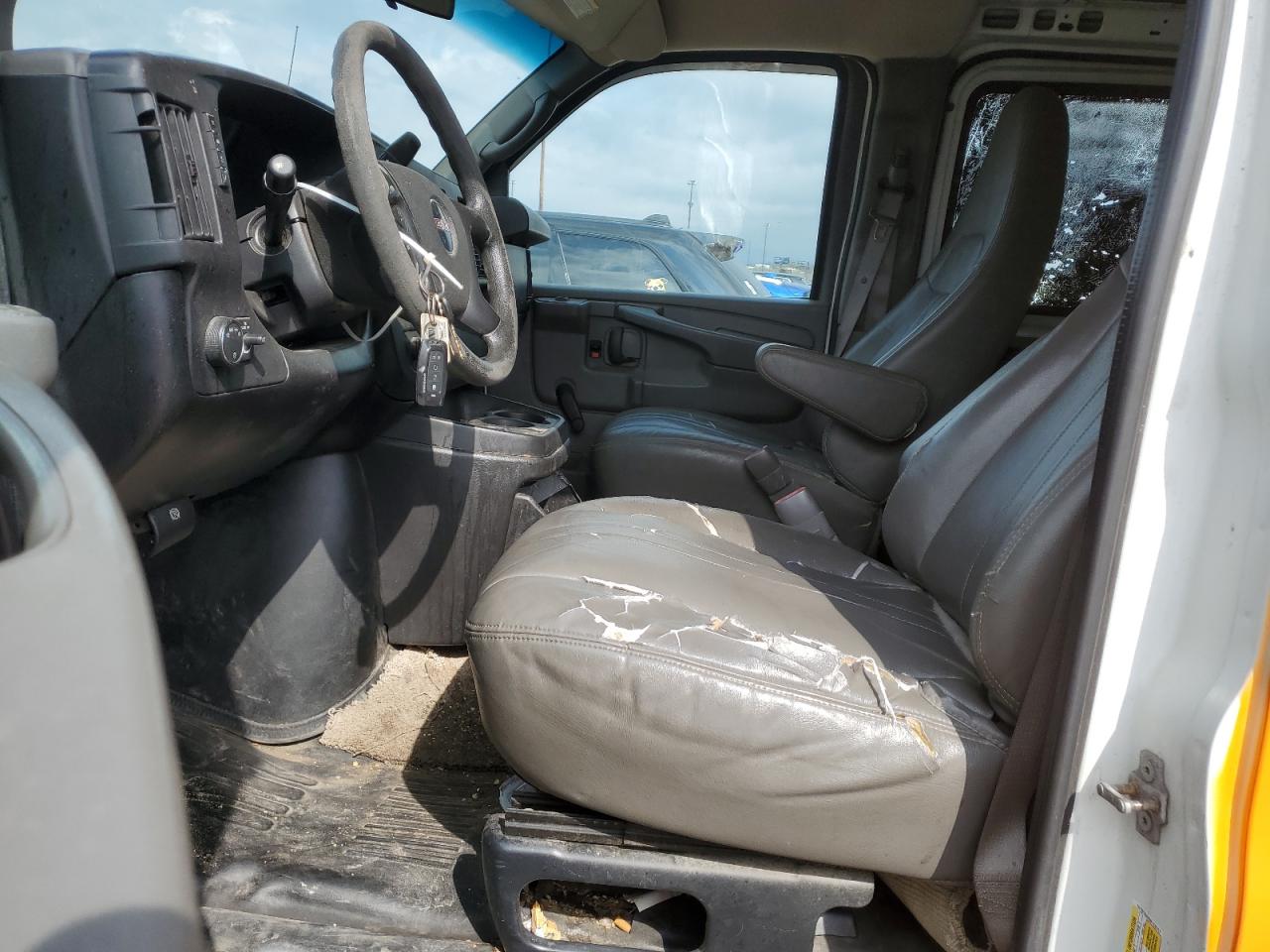 1GTW7GCA9B1135767 2011 GMC Savana G2500